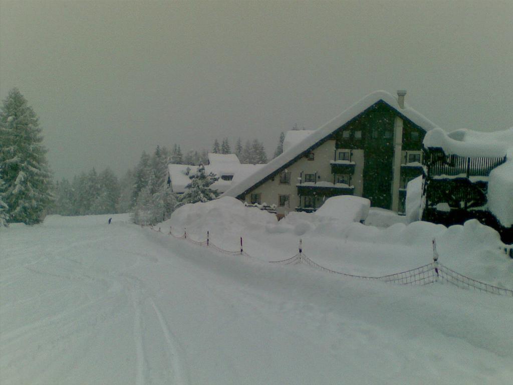 Nevesole Folgarida Resort Aparthotel Exterior foto